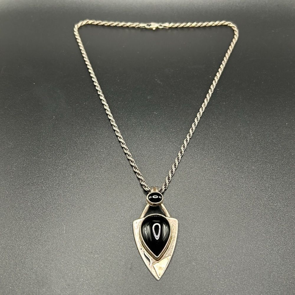 Elegant Black and Silver Sassi LaMuth Pendant Necklace